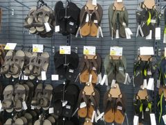 -迪卡侬(西华店)