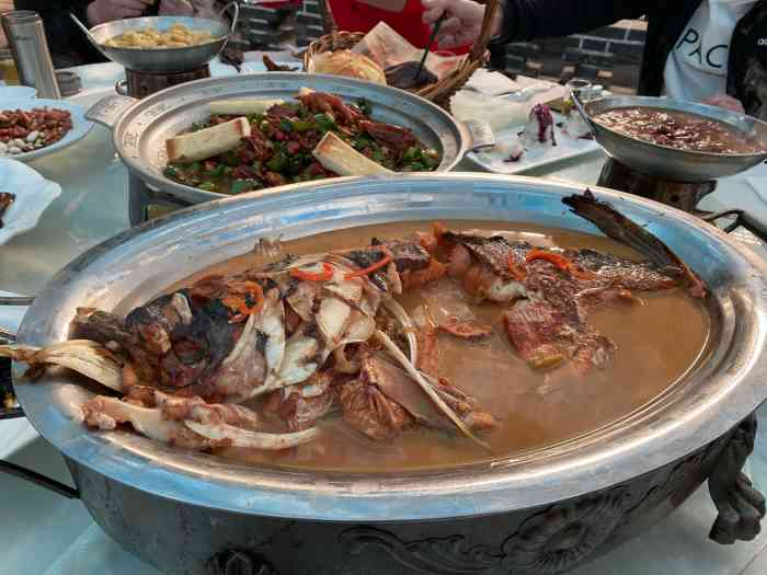 鸽子张(昌平百果庄园店)-"很不错的一家店,推荐[调皮]院前有个小.