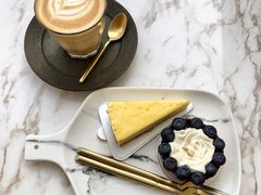 -UNI UNI(环亚凯瑟琳店)