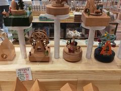 -猫的天空之城概念书店(束河店)
