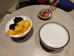 -小团圆糖水铺(襄阳南路店)