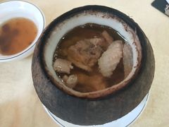 海南椰子鸡汤-将军烧鹅海鲜酒楼