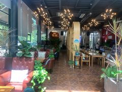 大堂-桉树林A coffee 森林餐厅(三圣乡店)