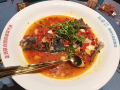 -坛宗剁椒鱼头(河西王府井店)