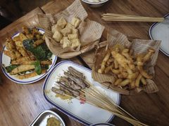 -云阿蛮云南生烫牛肉米线(奉贤路店)