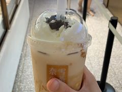 -奈雪的茶(湖滨银泰in77C区PRO店)