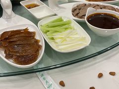 -大鸭梨烤鸭店(金顶街店)