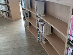 -广州市白云区图书馆