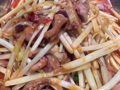 -川堂风·跷脚牛肉·乐山爆炒(宝山日月光店)