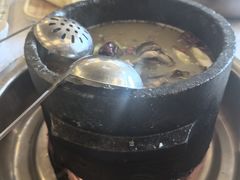 -鲁朗纳麦石锅鸡庄园