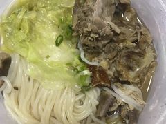 烤鸭米线-老陶包子铺(南大西南村店)