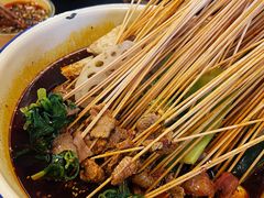 -拈签一笑黄牛肉辣卤串串