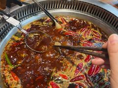-城墙拐拐火锅(三峡广场黑金冠店)