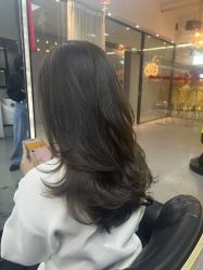 -88潮牌造型烫发·染发