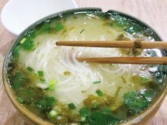 -全家福米线