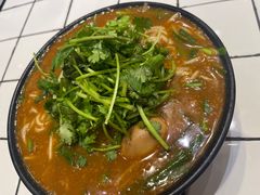 -肥汁米蘭香港米线(长宁来福士店)