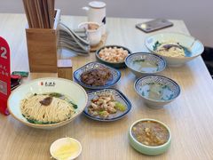 -朱洪元苏式面馆(绿宝广场店)