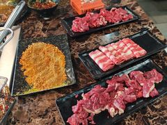 -牛里牛气· 榴莲海鲜鲜牛肉自助火锅·烤肉(横岗店)