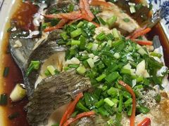 -芦茨金富饭庄·25年老字号·专做稻草鸡