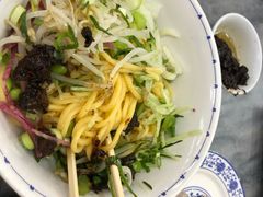 肉丁小碗干炸炸酱面-海碗居(牡丹园店)