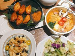 -明洞阿姨·韩式酱蟹烤肉·创意料理(三元桥店)