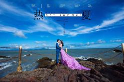 -现代经典婚纱摄影