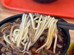 -伟伟羊杂馆