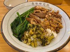 肉酱大肠饭-狮头牌卤味研究所·卤味饭(花城汇南区店)