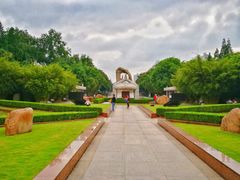 -上海市龙华烈士陵园