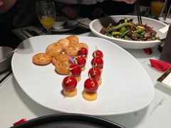 -江上荟·创意中国菜(绿地缤纷城店)