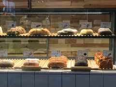 面包甜点陈列柜-野上麦田(中贸广场店)