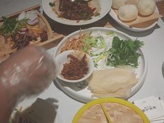 -关东小磨东北菜(漕河泾印象城店)