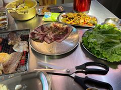 -马路牙子地桌烤肉(工体店)