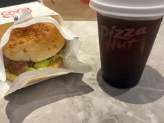 -必胜客(东大桥店)