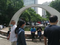 -上海市闵行区中心医院·停车场