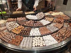 -Laderach 莱德拉(上海环贸iapm店)