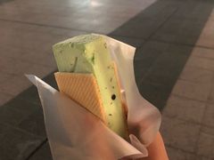 -詹爷爷乌节路街头冰淇淋
