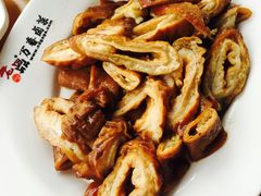 -老鼎万春卤菜(鹭湖宫8区店)