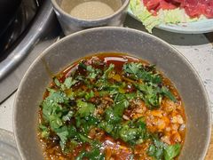 -肖肖酸萝卜鱼火锅(总店)