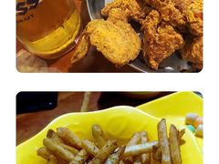 -BHC炸鸡(明洞总店)