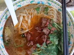 -金杨拉面王小吃面馆·牛三宝面·红烧牛肉粉