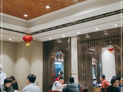 大堂-郑州烤鸭总店