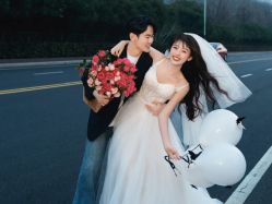 -雪中彩影婚纱摄影·微光艺术中心