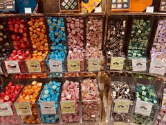 -VENCHI 闻绮(北京国贸商城店)