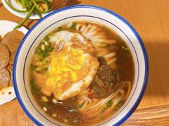 -矮子粉店1985·长沙米粉(湘春路店)