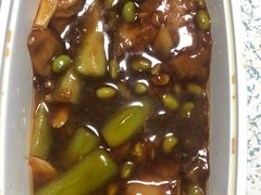 丝瓜烧面筋-北平小馆·烤鸭·家常菜(磨房北里店)