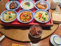 -蓝田九大碗民俗食府(蓝田店)