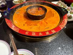 秘制番茄鸳鸯锅-三江两海老火锅(北京首店)