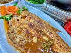 -丹水桥地锅鱼·翘嘴鲌·地方特色全鱼宴(丹江口大坝店)