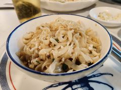 -明本湛江鸡•海鲜小厨(陈家祠店)